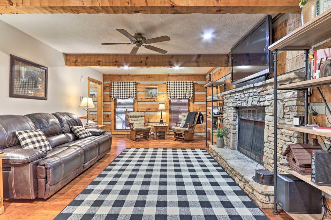Pigeon Forge Cabin With Hot Tub, 12 Mi To Dollywood! Экстерьер фото