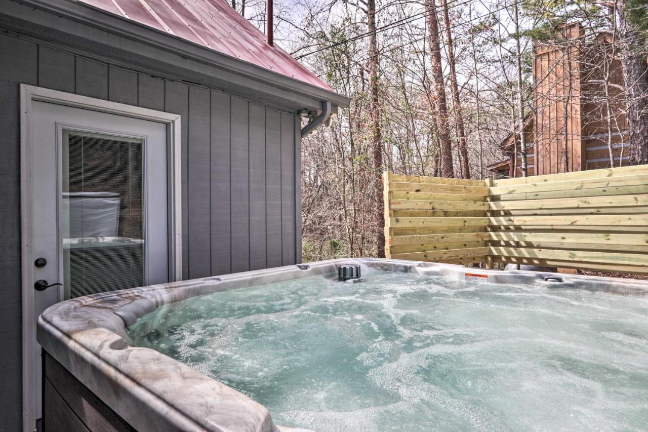 Pigeon Forge Cabin With Hot Tub, 12 Mi To Dollywood! Экстерьер фото